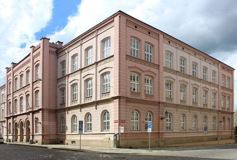 budova FPE v Plzni